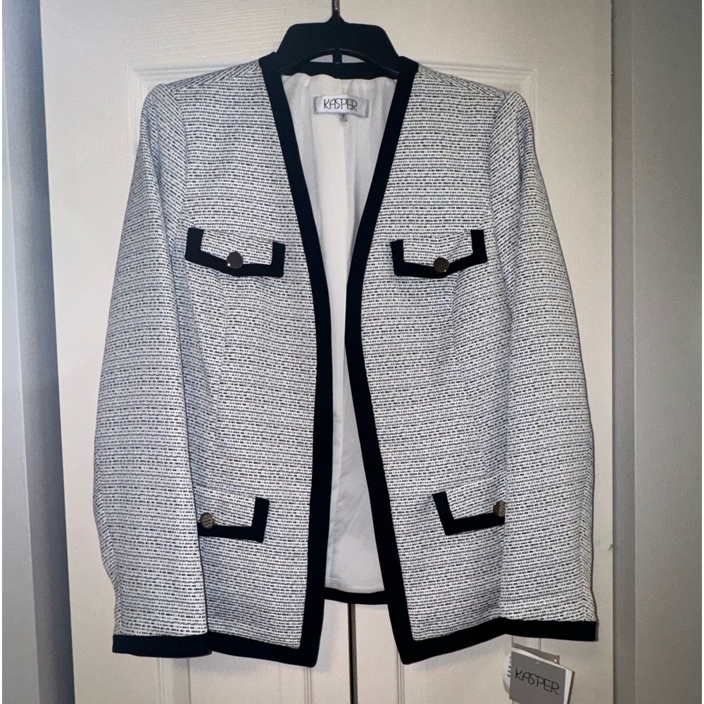 NWT KASPER Blazer Black and White